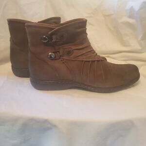 Rockport ladies Cobb Hill Collection Penfield Bootie. Size 9.5